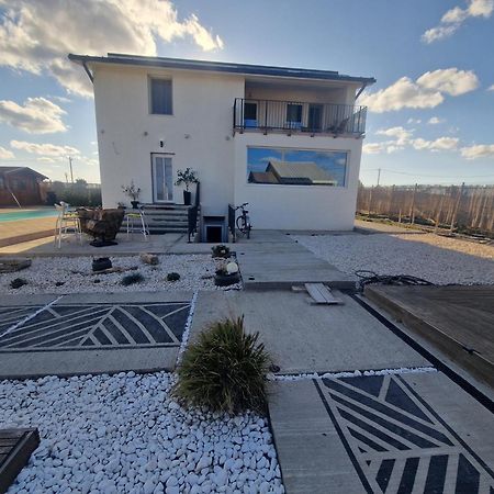 Maison Du Golf Costinesti Luaran gambar
